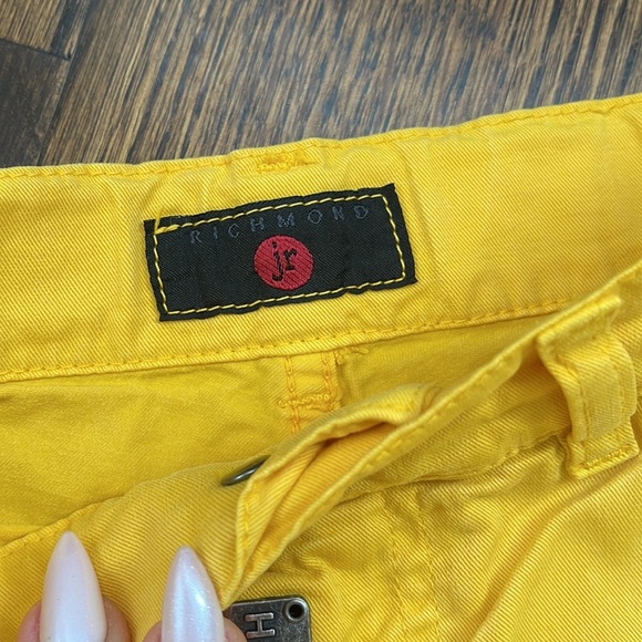 Richmond Jr. shorts Size 6 - Picture 5 of 8